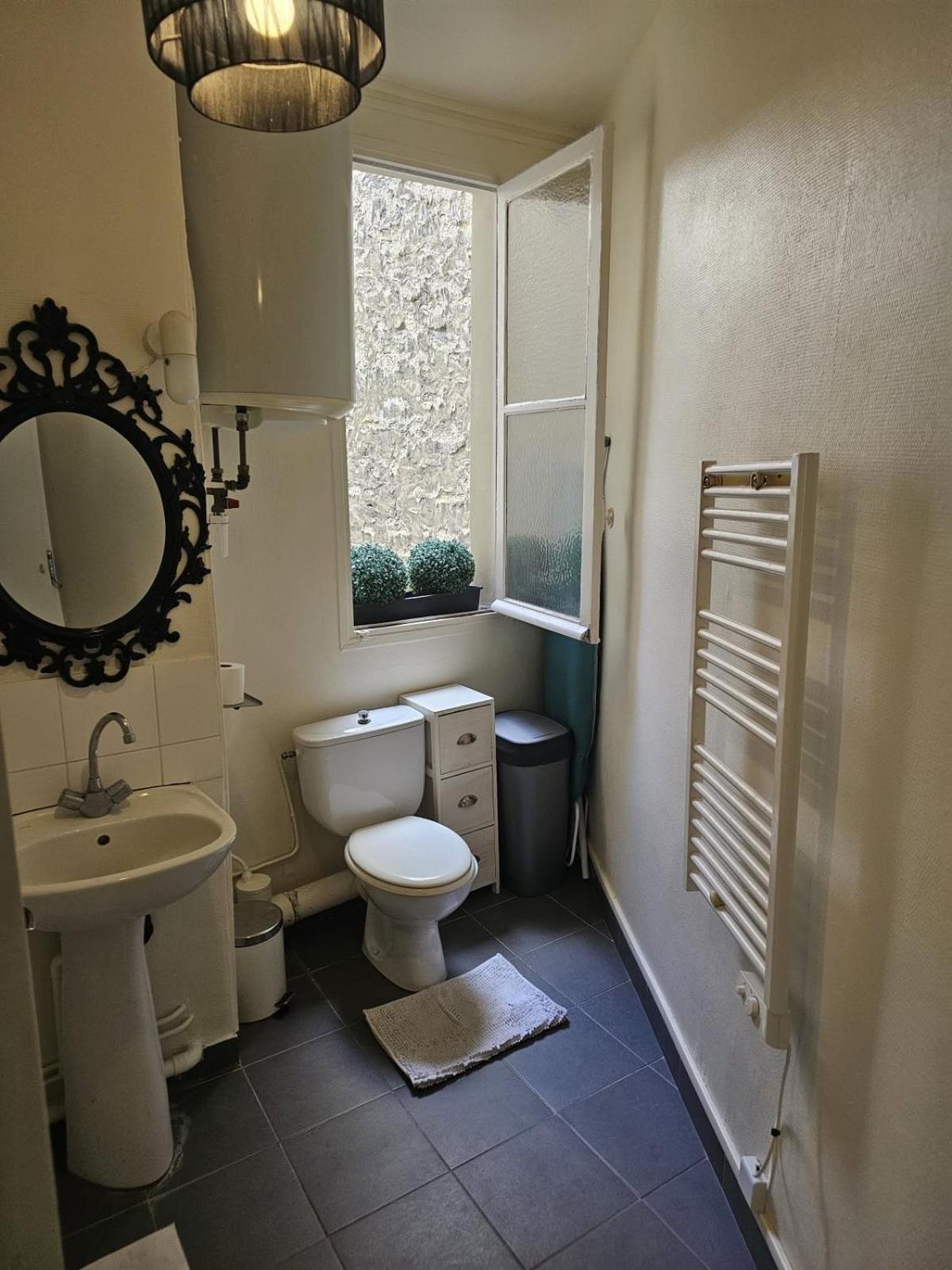 Cozy Apartment In The Heart Of The 10Th Paris Eksteriør billede